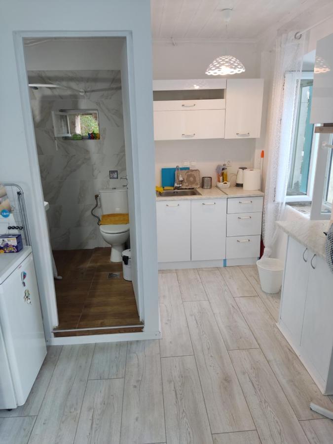 Stathis Guesthouse Fternon ภายนอก รูปภาพ